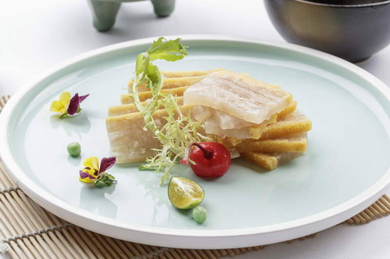 精致鱼排配薯条图片