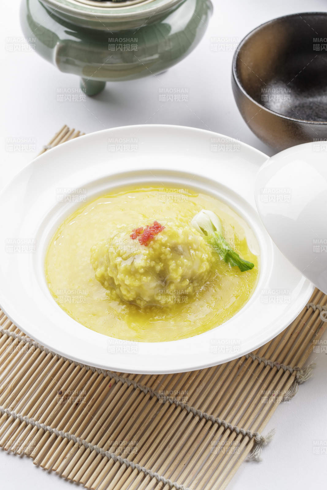 精致日式蒸蛋料理图片