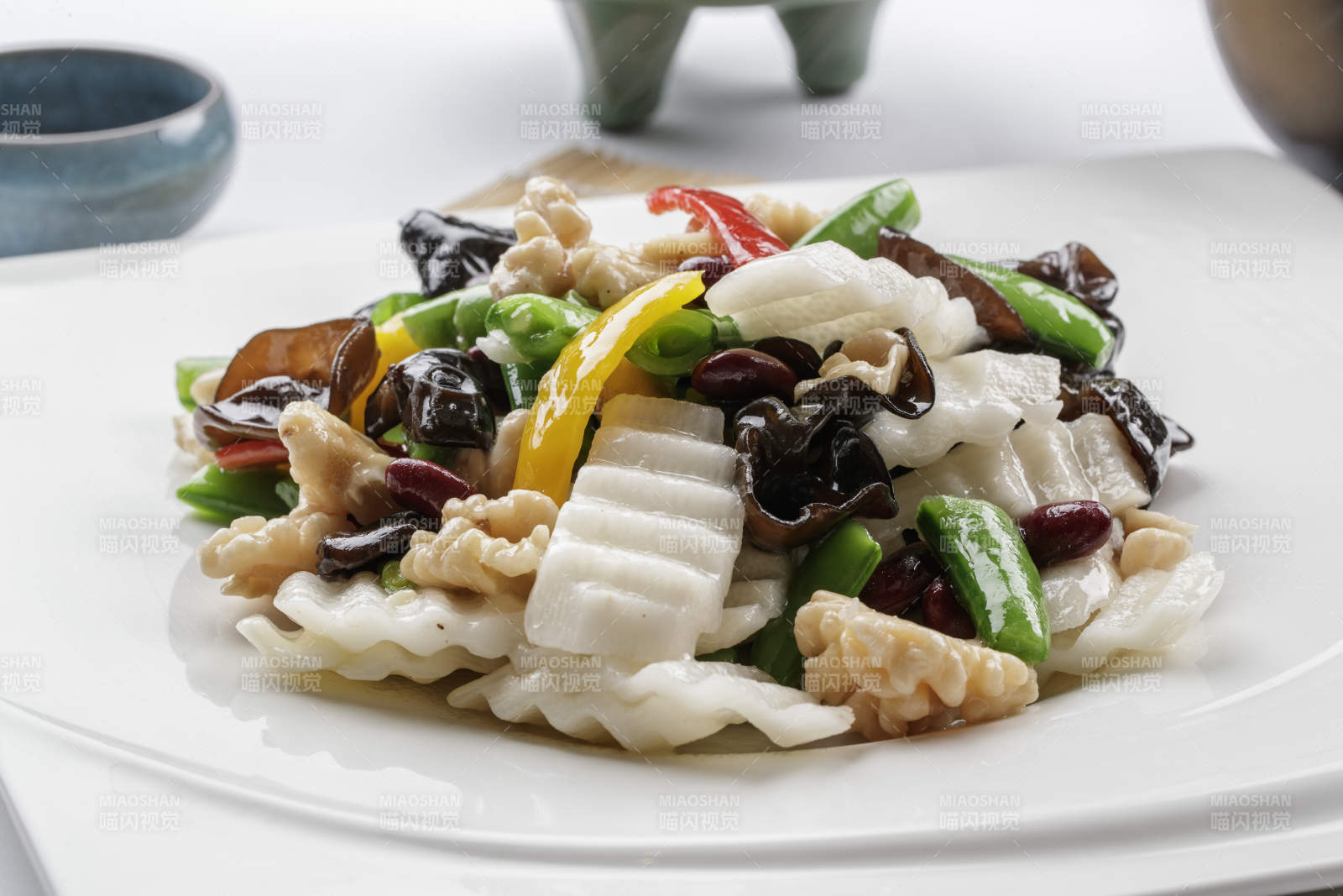 鲜蔬炒墨鱼片图片