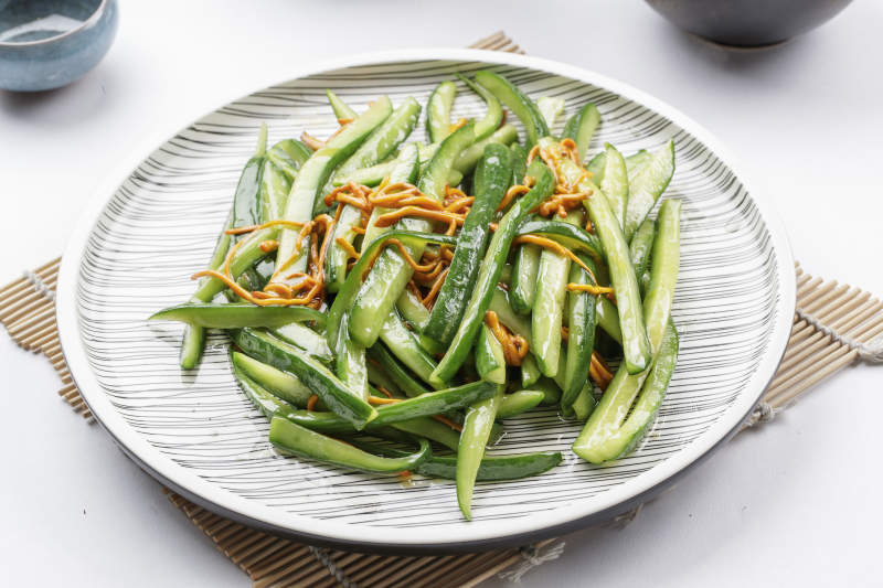 凉拌黄瓜丝图片