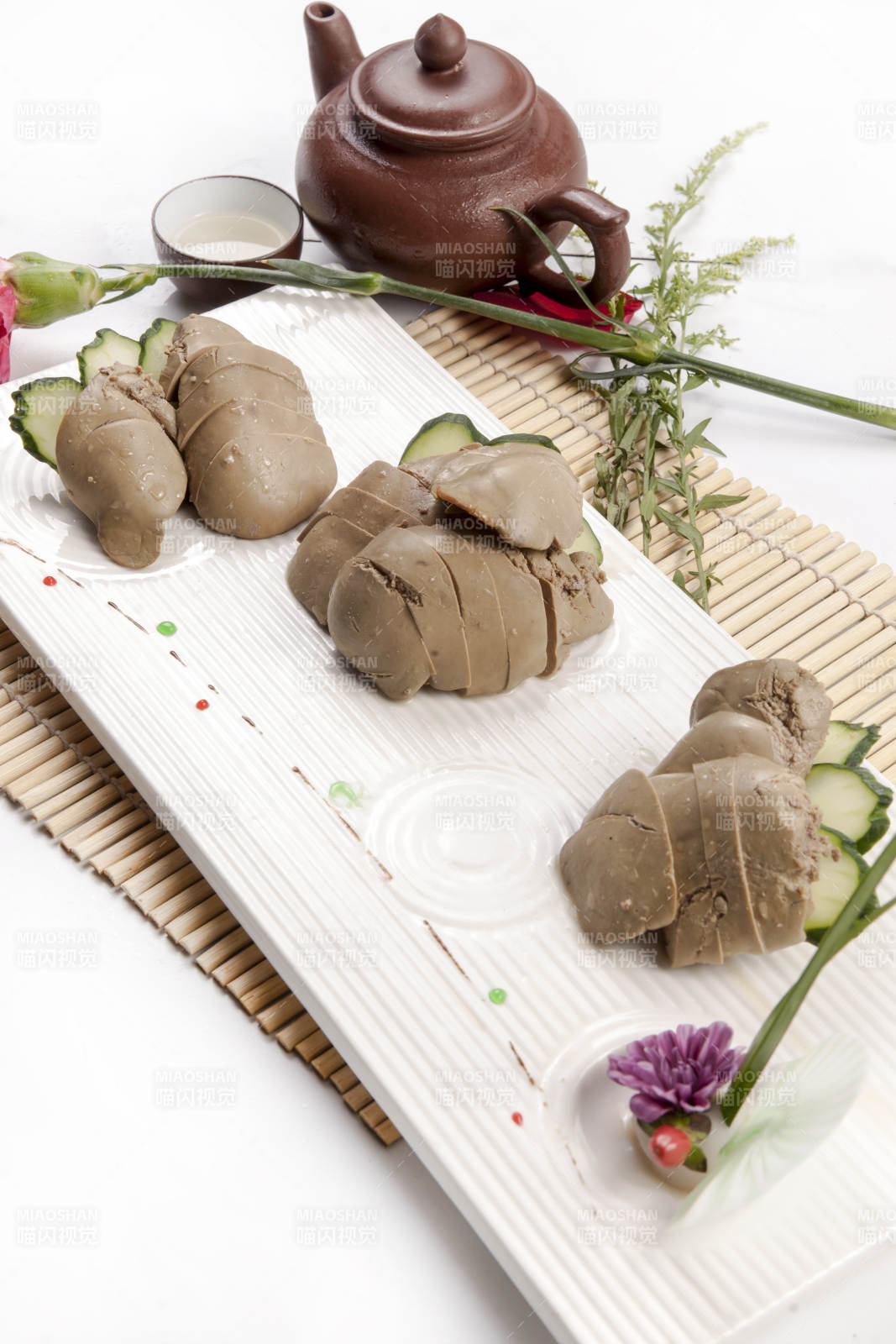 精致茶点摆盘图片