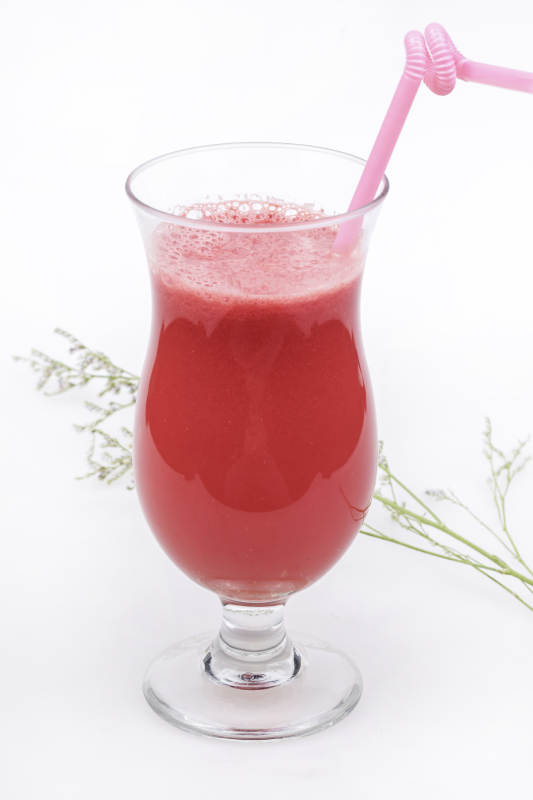 草莓汁饮品图片