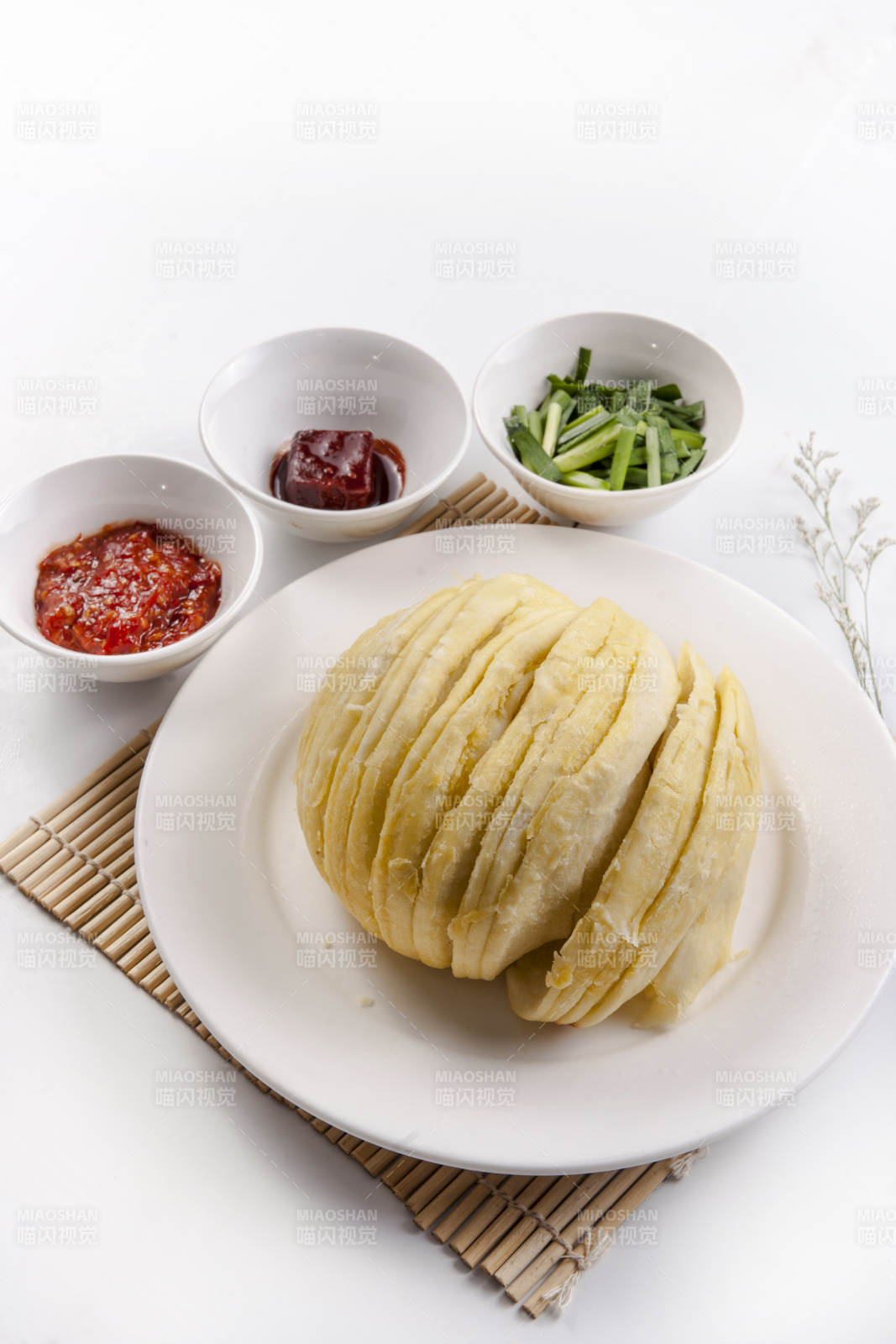 花卷配小菜图片