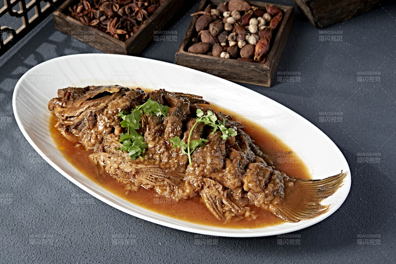 红烧鱼 香气四溢图片