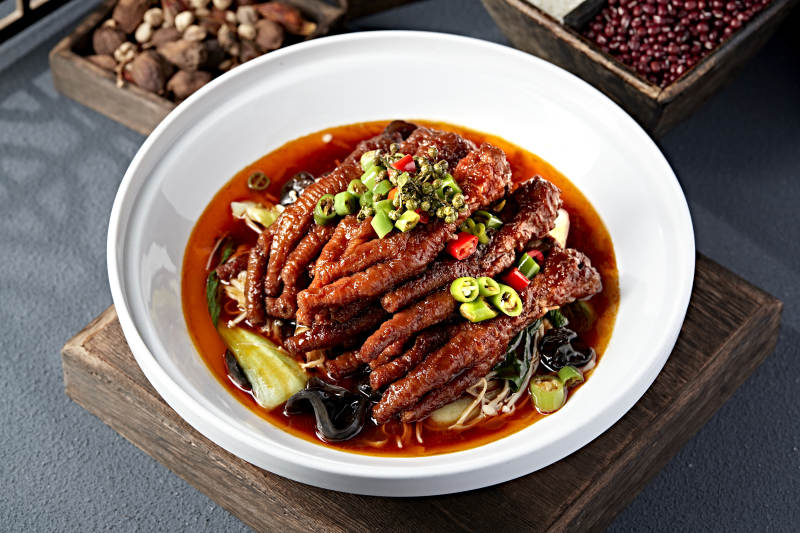 麻辣鸡爪拌菜图片