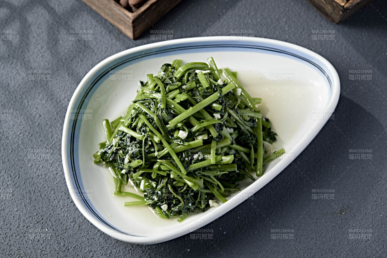 素炒蒜蓉空心菜图片