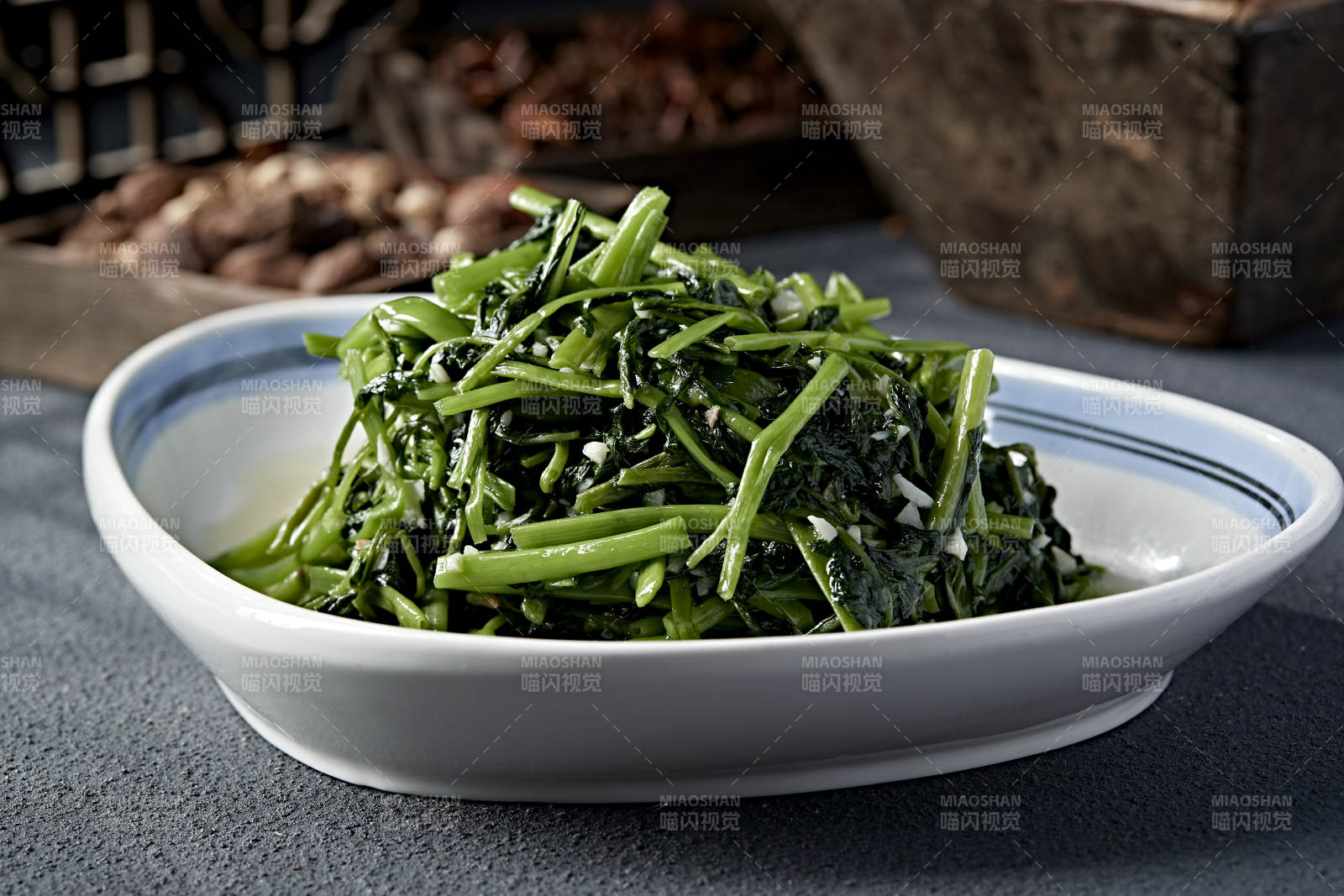 素炒蒜蓉空心菜图片