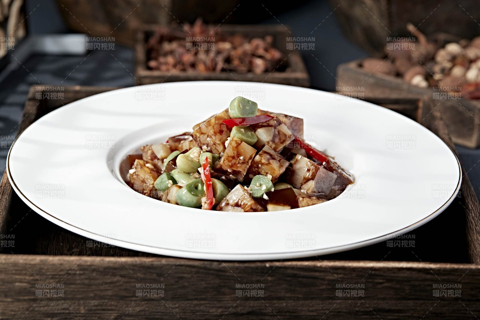 美味凉菜腊八蒜凉拌猪皮冻图片