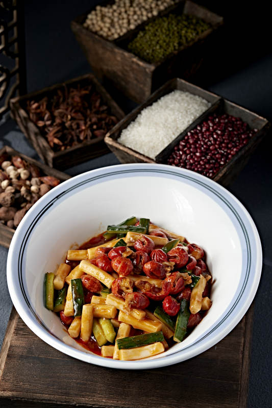 酱爆瓜条韩式年糕小龙虾尾图片