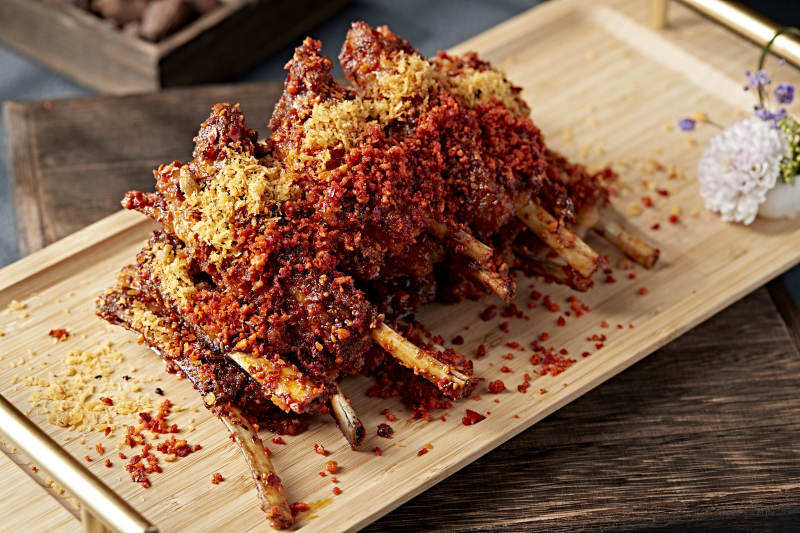 爆辣油炸小羊排图片