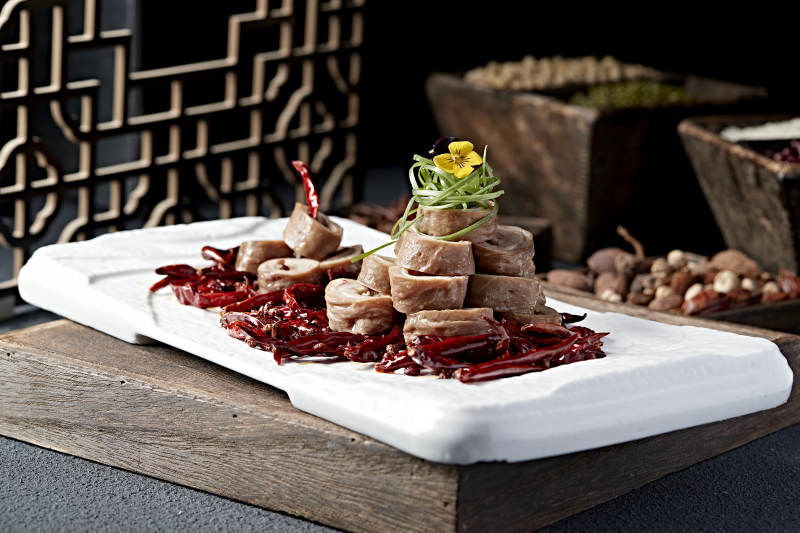 精美凉菜香辣卤水大肠头猪大肠图片