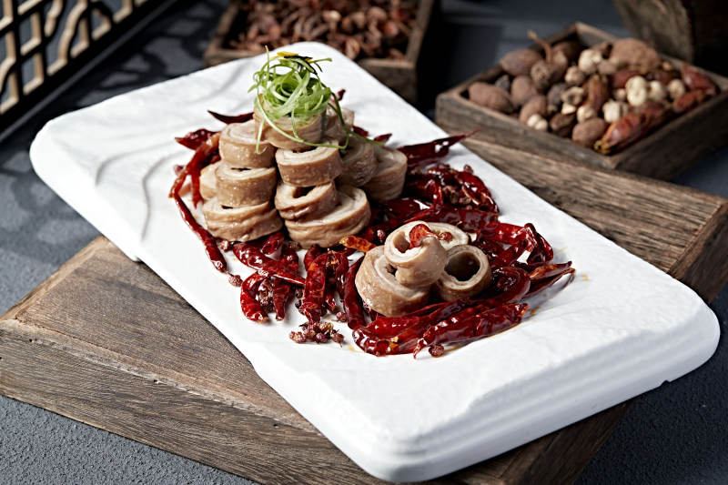 精美凉菜香辣卤水大肠头猪大肠图片