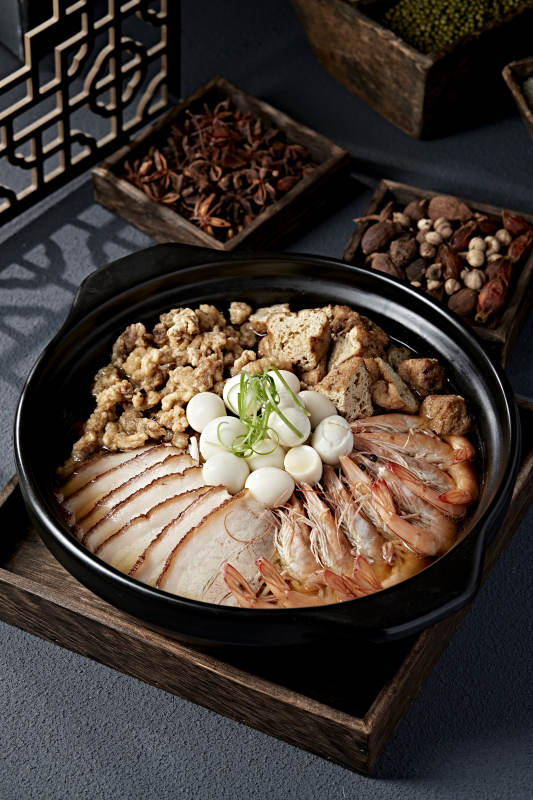 砂锅菜陆海空煲图片