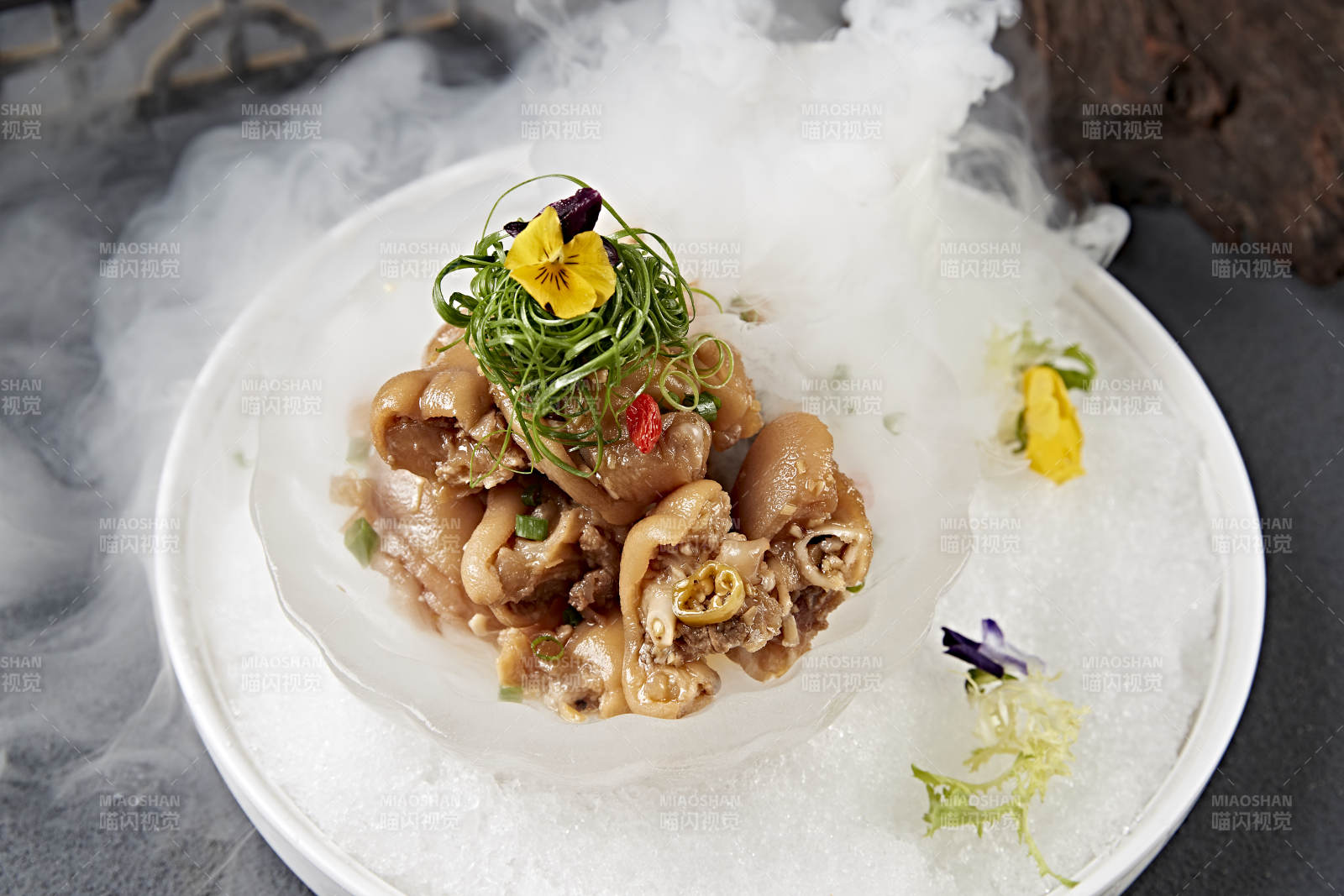 湘味剁椒泡椒猪蹄块图片