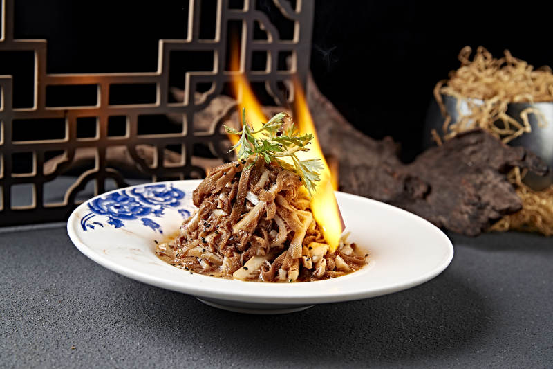 火焰牛肉拌面图片