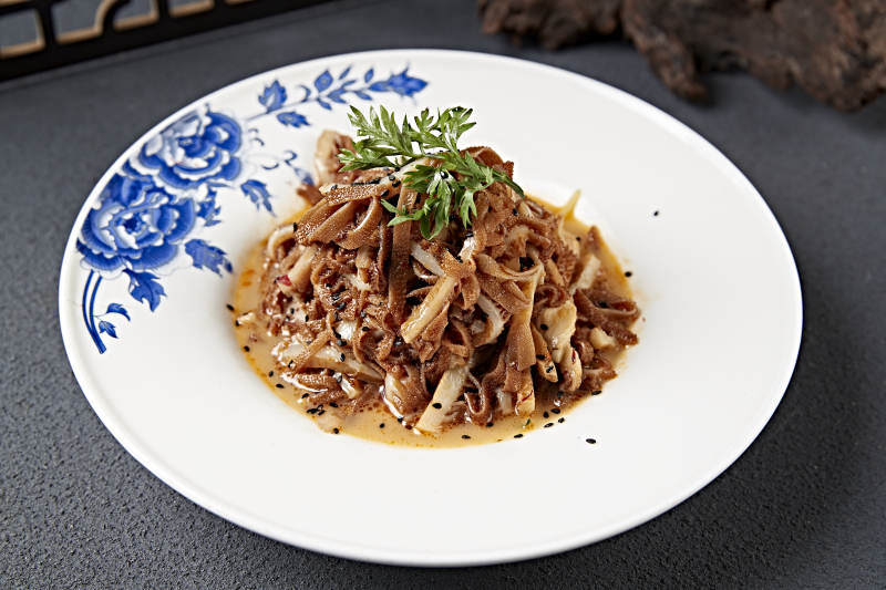 老北京麻酱拌爆肚图片