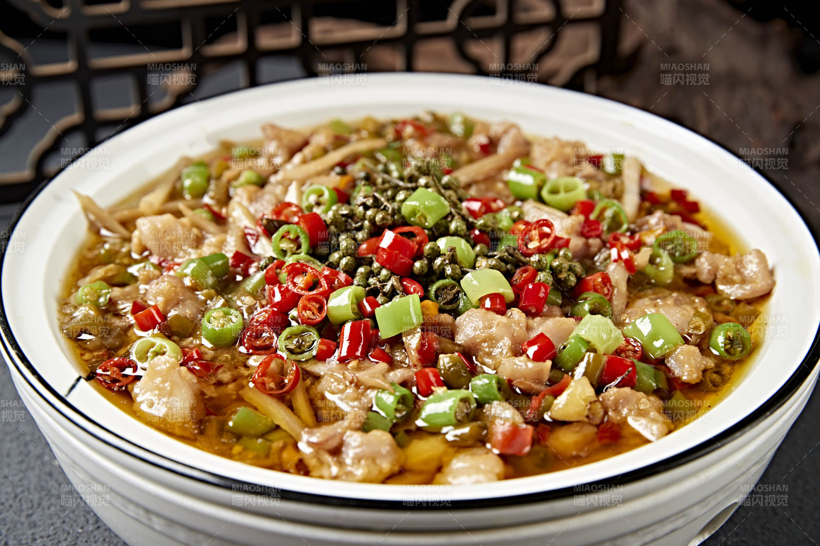 川湘椒麻烧兔丁图片