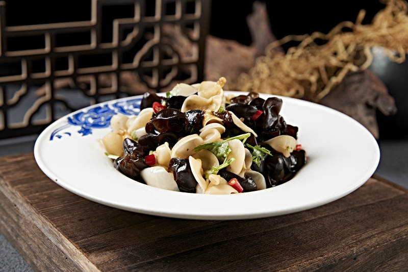 美味凉菜捞汁巧拌黑白木耳图片