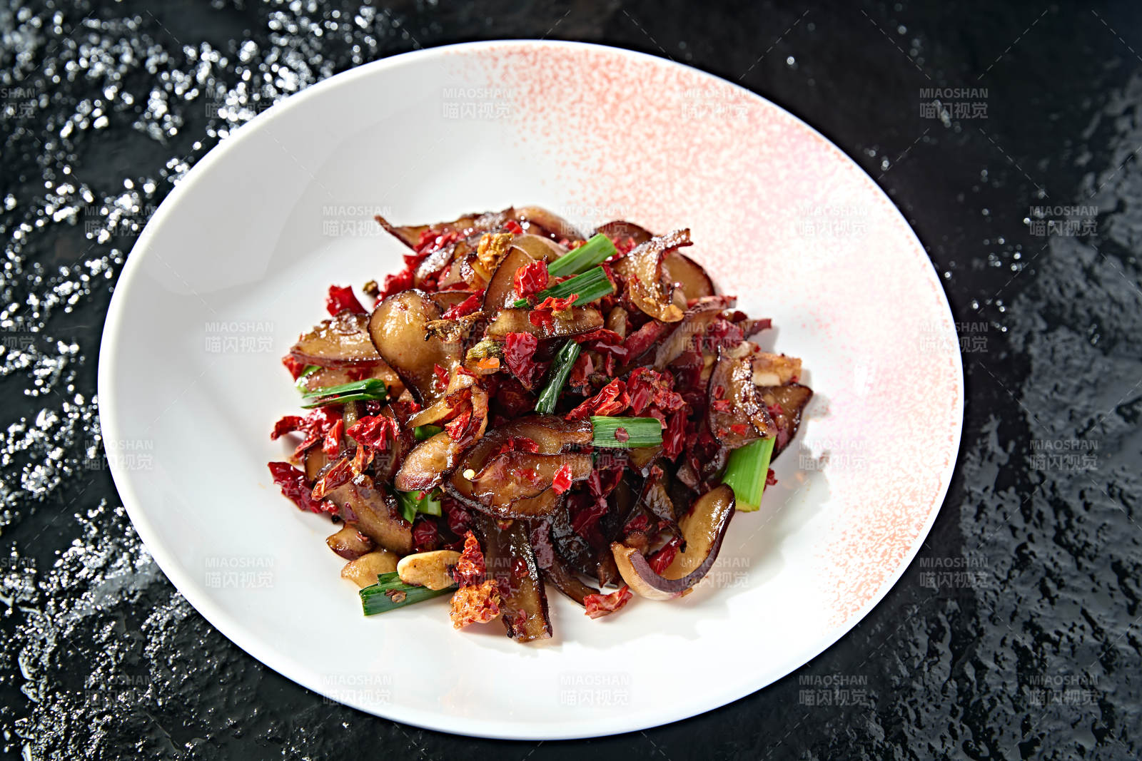 湘味蒜苗剁椒炒黑腊肉图片