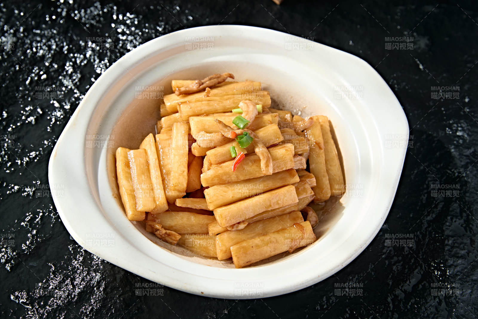 海鲜酱煲肉丝长山药图片