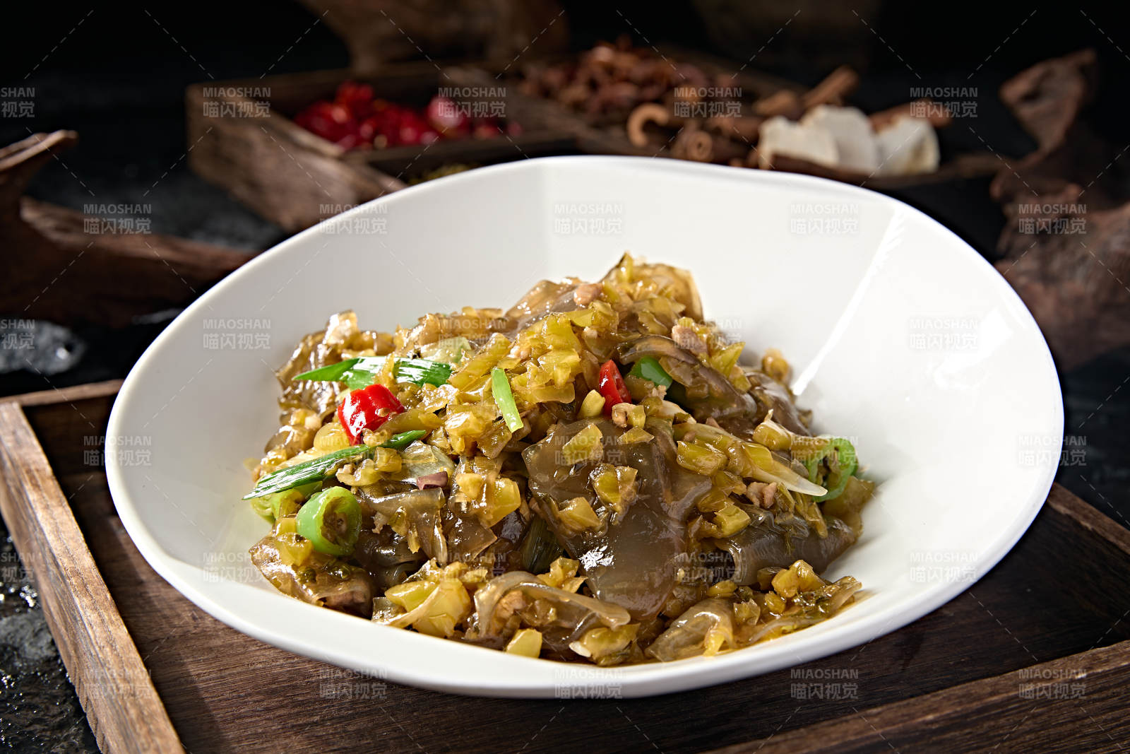 家常小炒米椒酸菜炒水晶宽粉图片