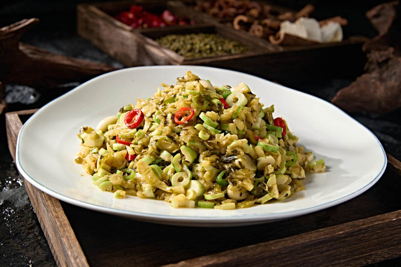 家常小炒米椒雪菜嫩笋圈图片