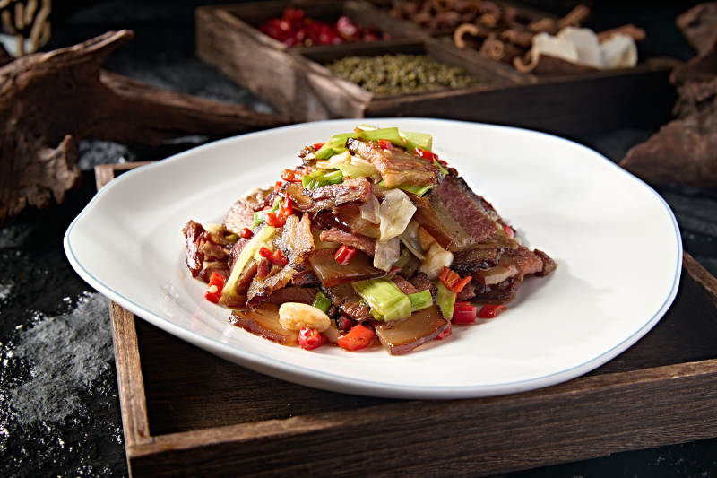 中餐川味小炒蒜薹爆炒回锅肉图片