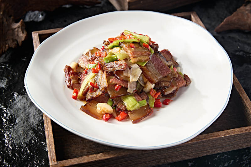 中餐川味小炒蒜薹爆炒回锅肉图片