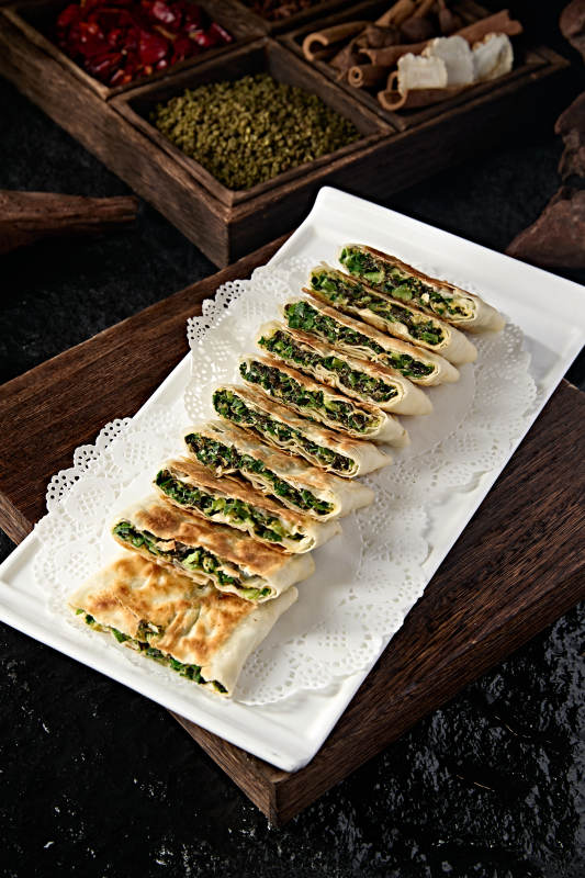 美味中餐主食香煎野菜饼图片