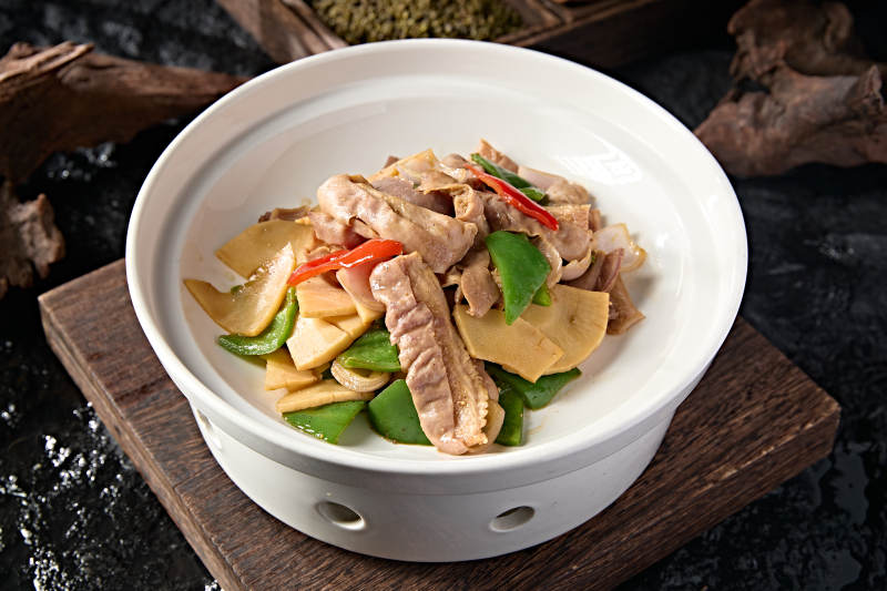 中餐彩椒洋葱玉兰片炒猪肚图片