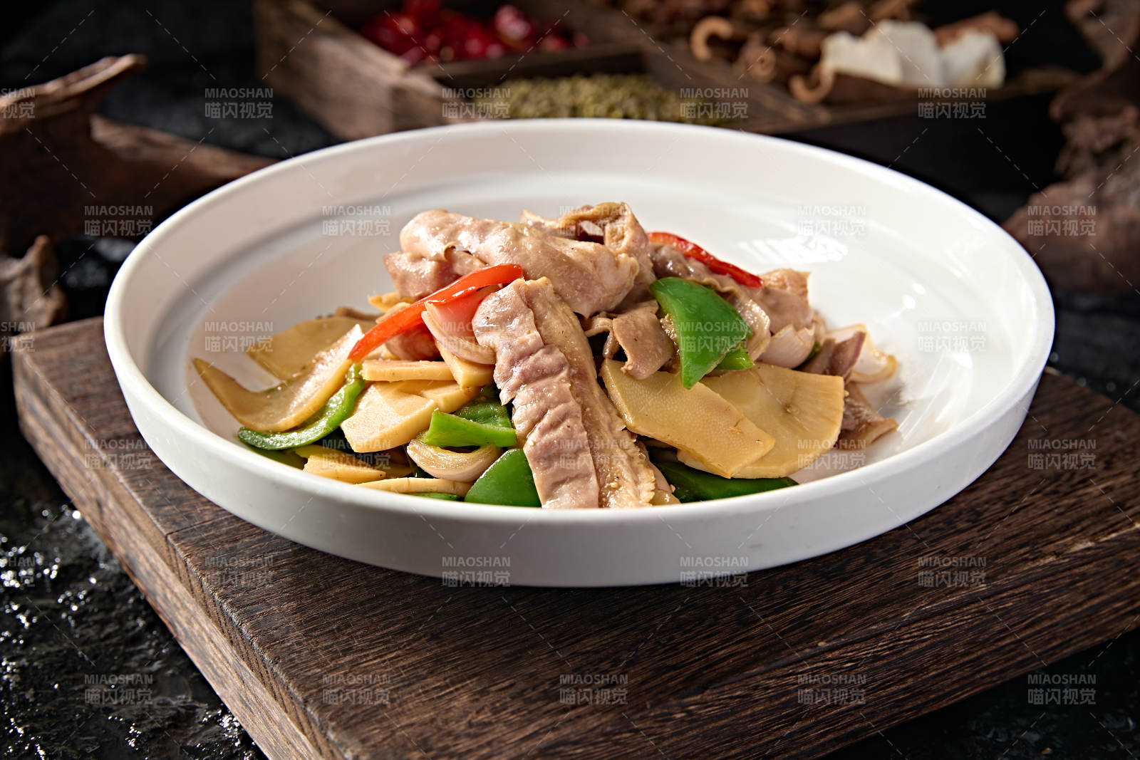 中餐彩椒洋葱玉兰片炒猪肚图片