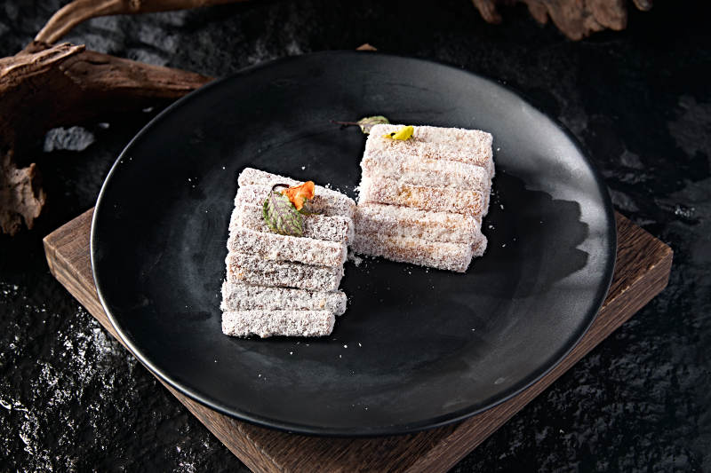 美味中餐甜品美食椰蓉炸红薯条图片