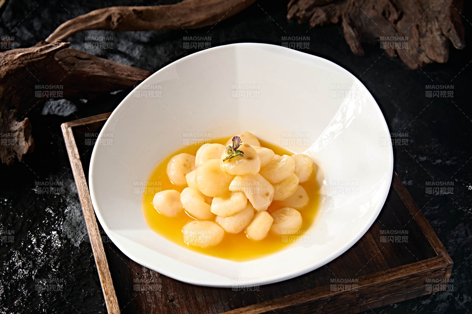 美味中餐甜品凉菜沙棘汁马蹄荸荠图片