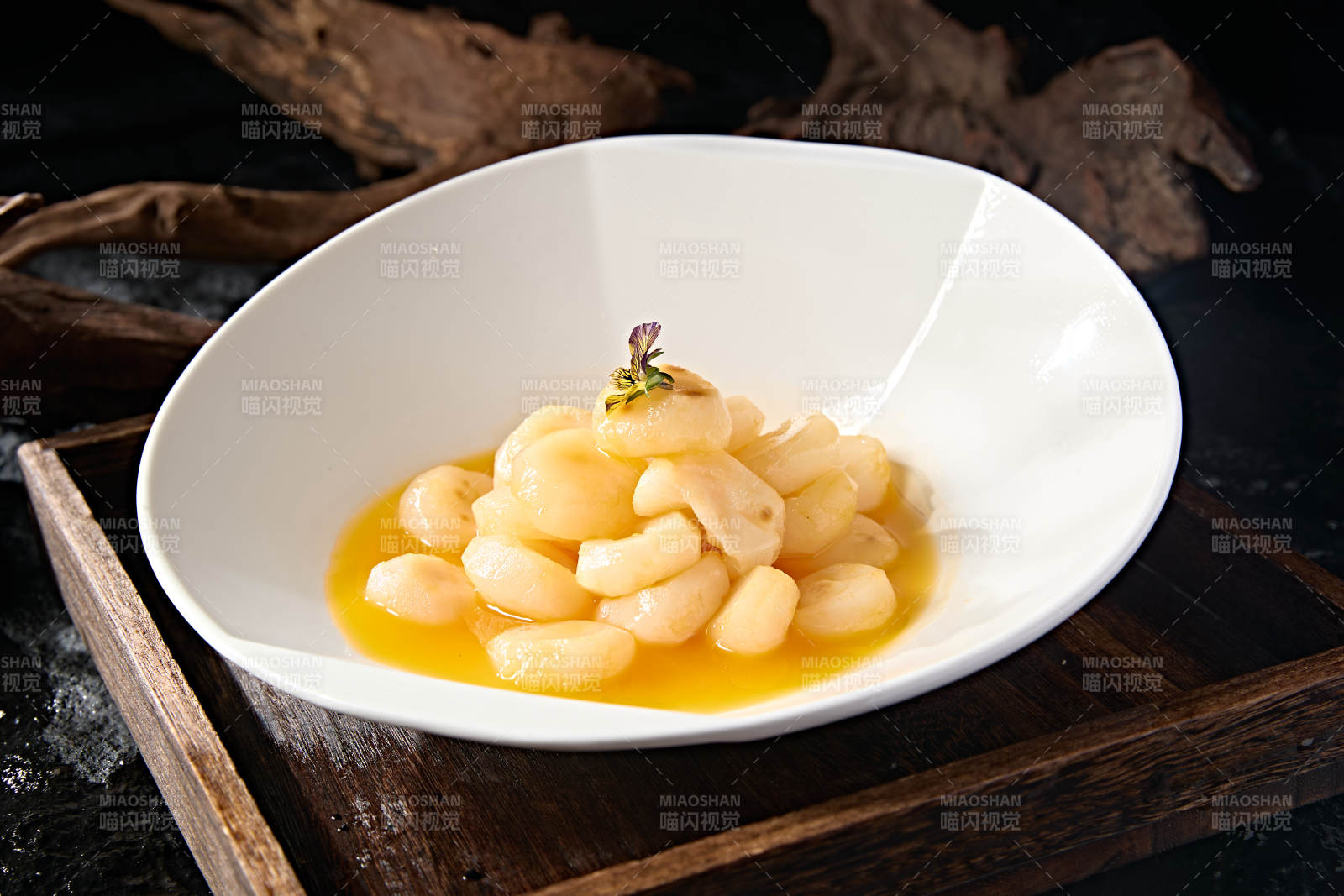 美味中餐甜品凉菜沙棘汁马蹄荸荠图片