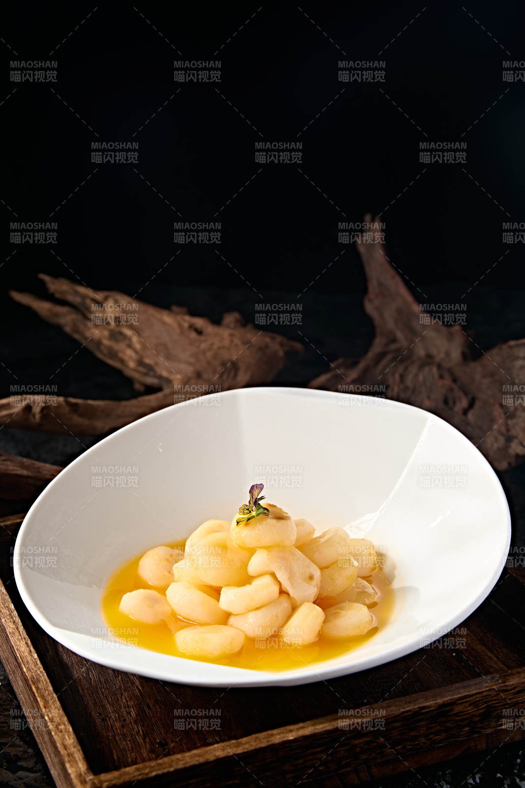 美味中餐甜品凉菜沙棘汁马蹄荸荠图片