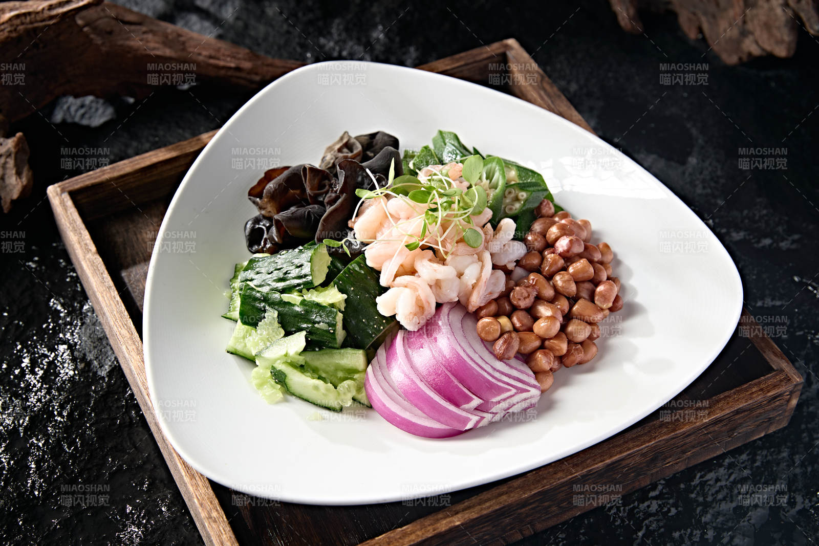 精美中餐凉菜浇汁拌六样图片