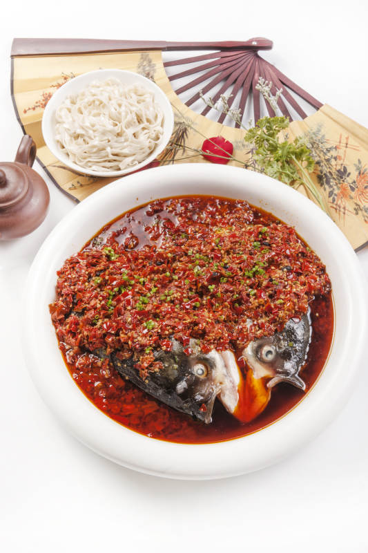 湘味剁椒鱼头配面条图片