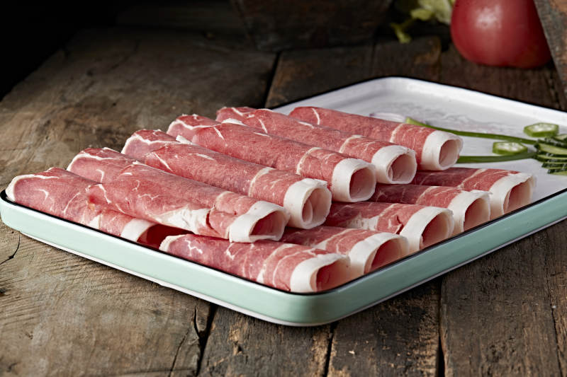 内蒙草原羔羊肉卷切片图片