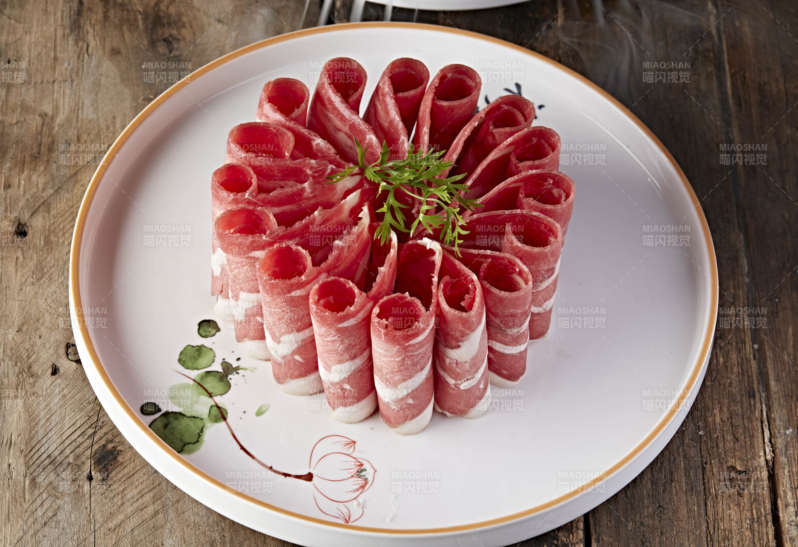 草原肥羊肉卷图片