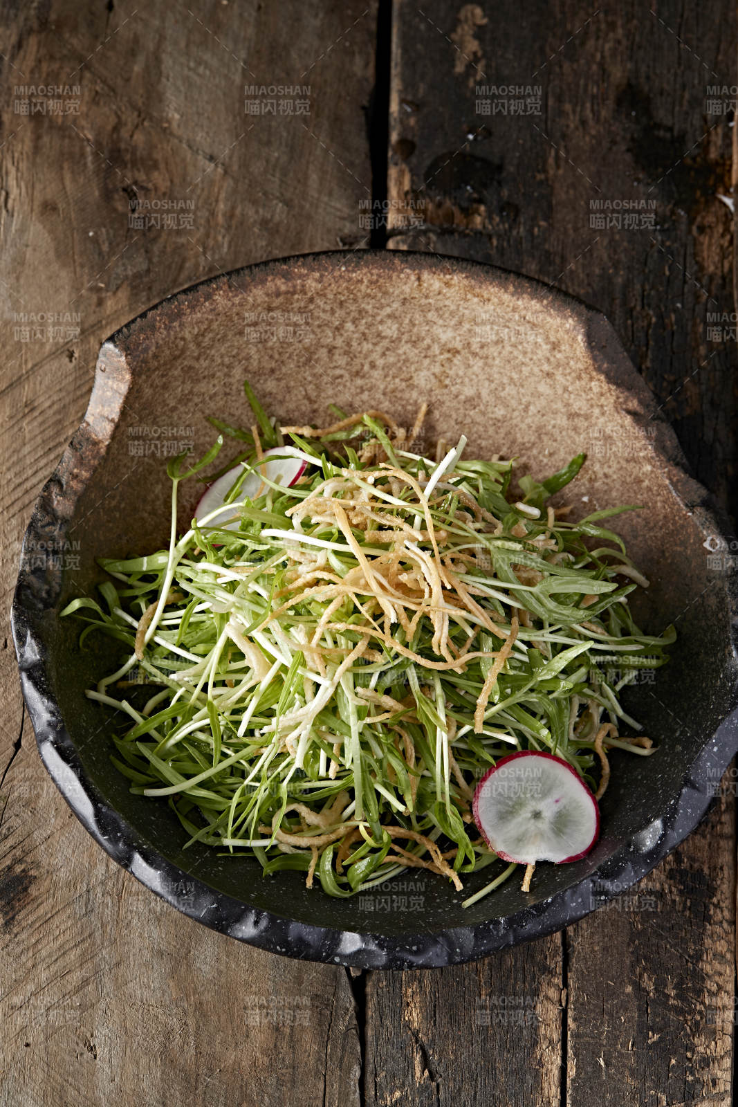 油炸猪皮丝拌空心豆苗图片