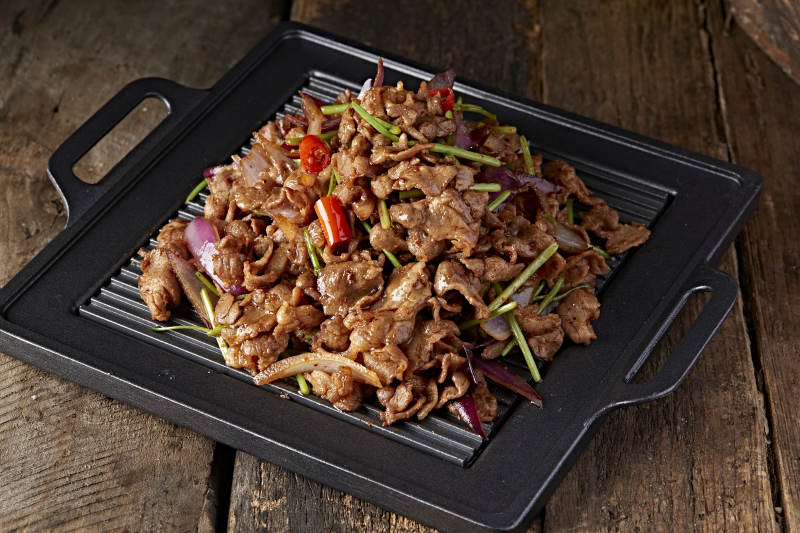 炙子铁板烧烤黄牛肉图片