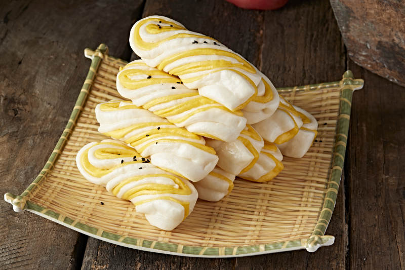 现蒸双面麻油花卷图片