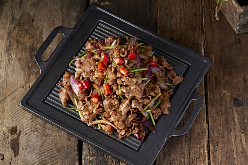 炙子铁板烧烤黄牛肉图片