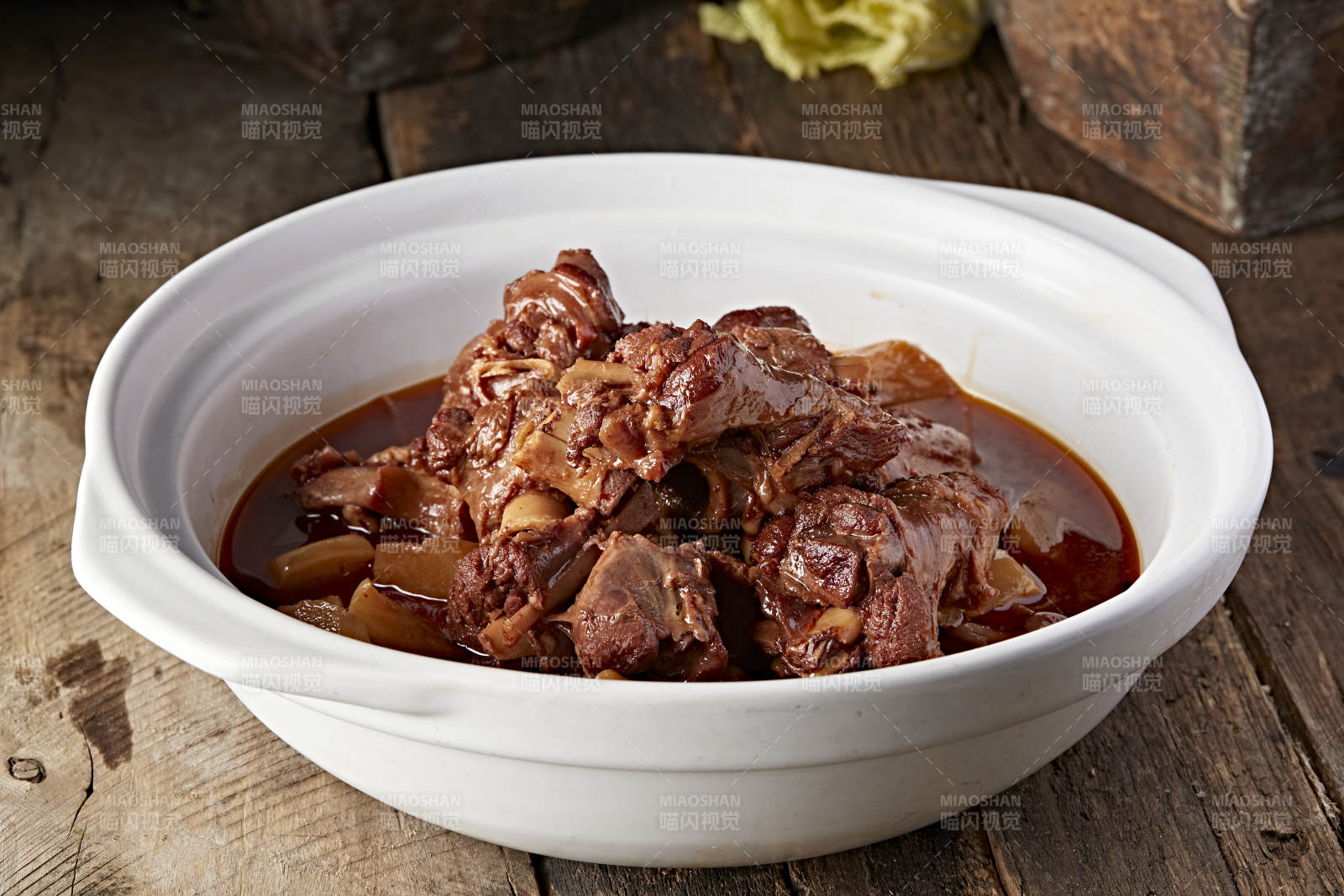 砂锅羊棒骨炖白萝卜图片