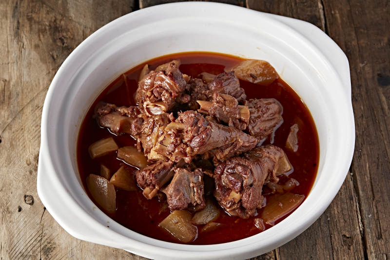 砂锅羊棒骨炖白萝卜图片