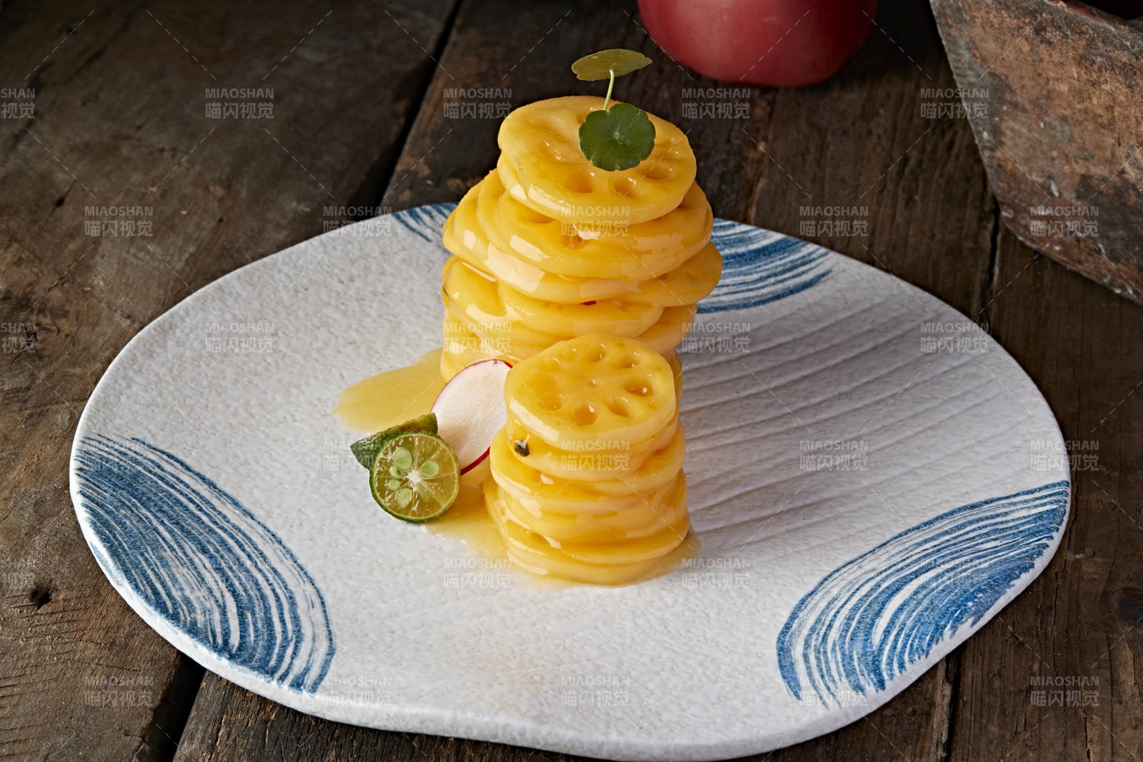 腌制橙汁甜蜜藕片图片