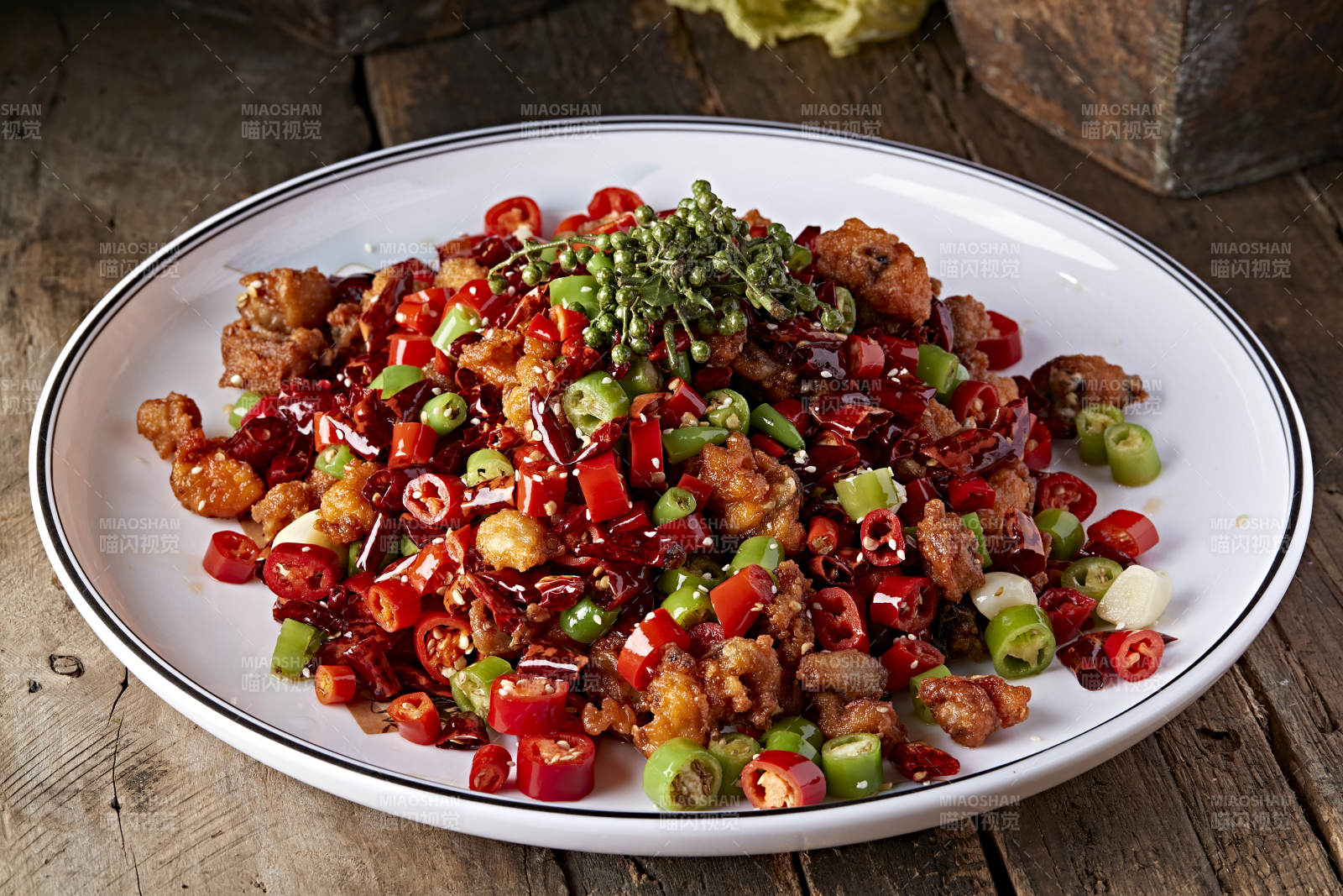 川香藤椒红油辣子鸡图片