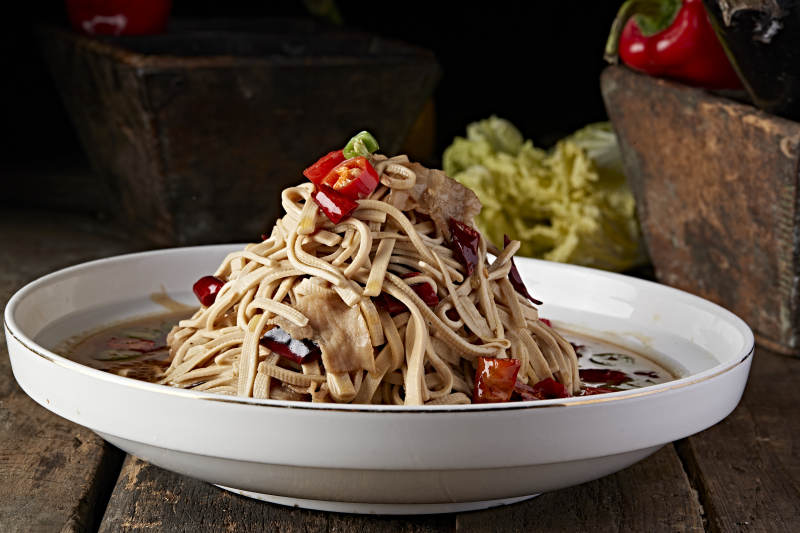 葱香辣炒五花肉干豆腐丝图片