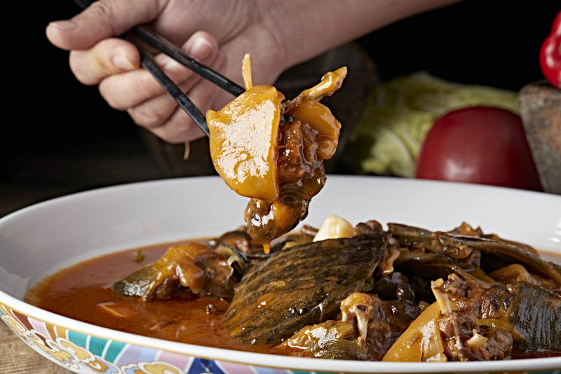 生啫红煨甲鱼图片