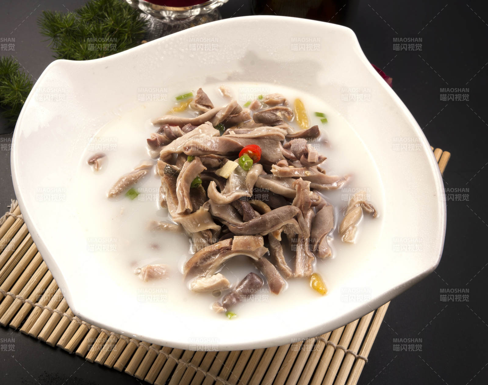 飘香酸辣猪肚图片